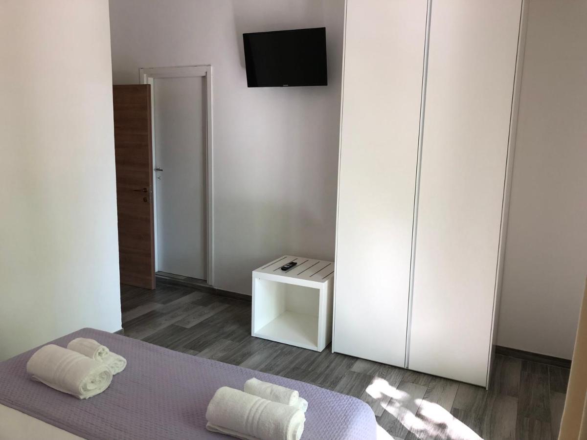 Vinsea Hotel Беллария-Иджеа-Марина Экстерьер фото