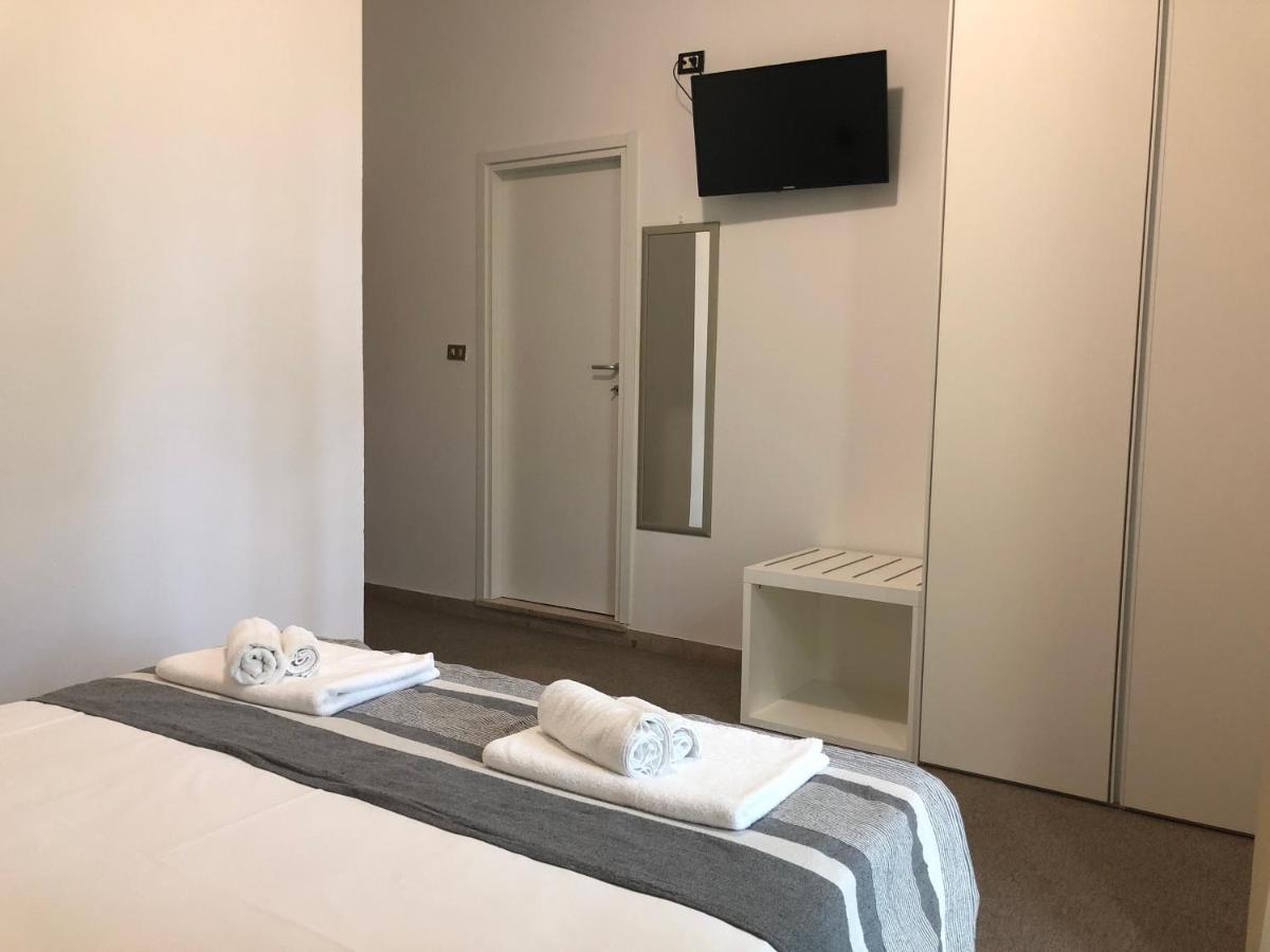 Vinsea Hotel Беллария-Иджеа-Марина Экстерьер фото